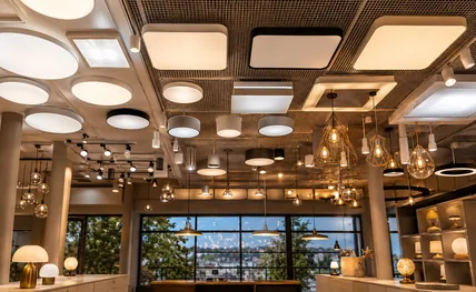 Setor de elétrica e iluminação da Toda Obra Home Center em Campina Grande